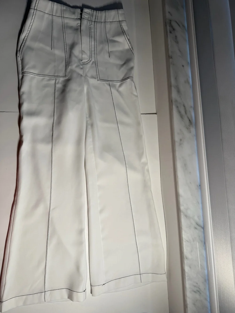 Women’s White High-Waisted Wide Leg Pants with Contrast Stitching